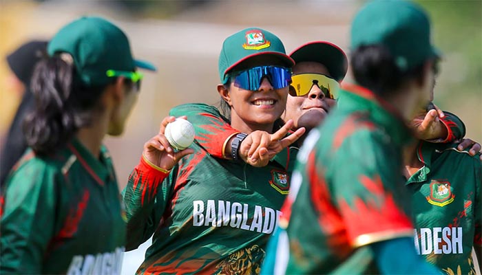 রেকর্ডবুক এলোমেলো করে থাইল্যান্ডকে হারাল বাংলাদেশ