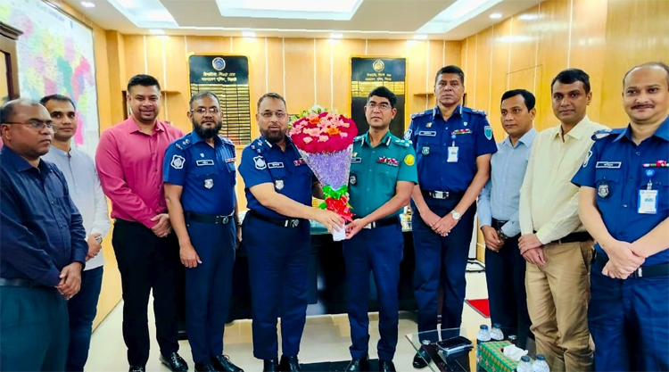 অতিরিক্ত আইজিপি হলেন এসএমপি কমিশনার