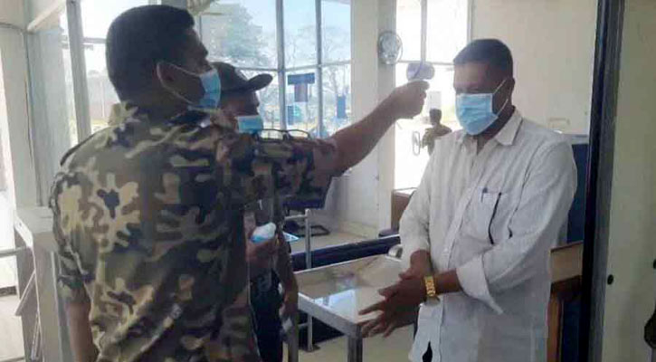 করোনা প্রতিরোধে মোংলা বন্দরে সতর্কতা জারি