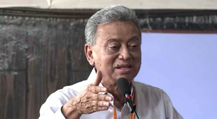 দেশের বিনিয়োগকারীরা নির্বাচিত সরকারের অপেক্ষায়: আমীর খসরু