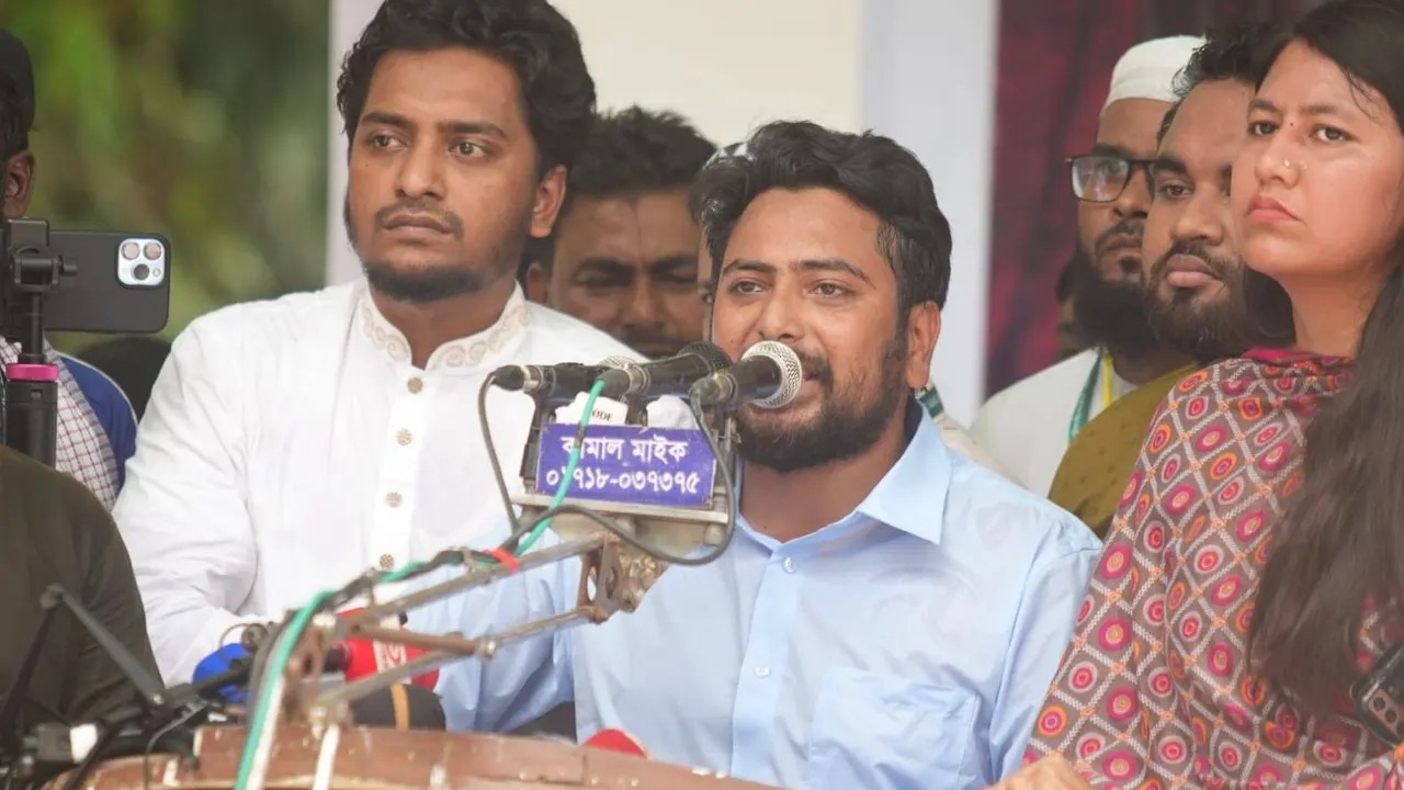 পুরোনো সিস্টেমে দেশকে আর চলতে দেব না : নাহিদ