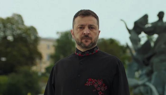 লড়াই চালিয়ে যাওয়ার অঙ্গীকার জেলেনস্কির