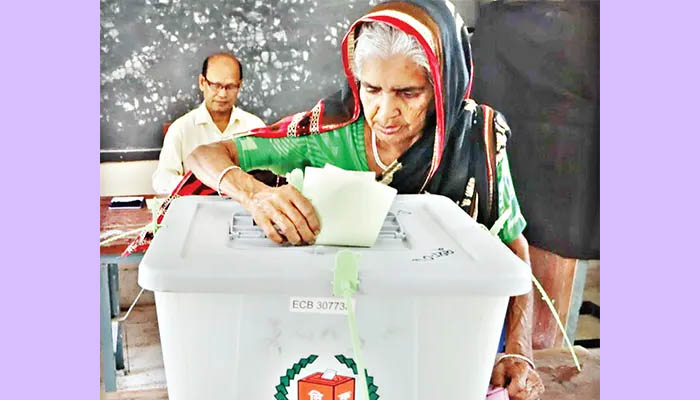 জোট করলেও ভোট করতে হবে দলীয় প্রতীকে