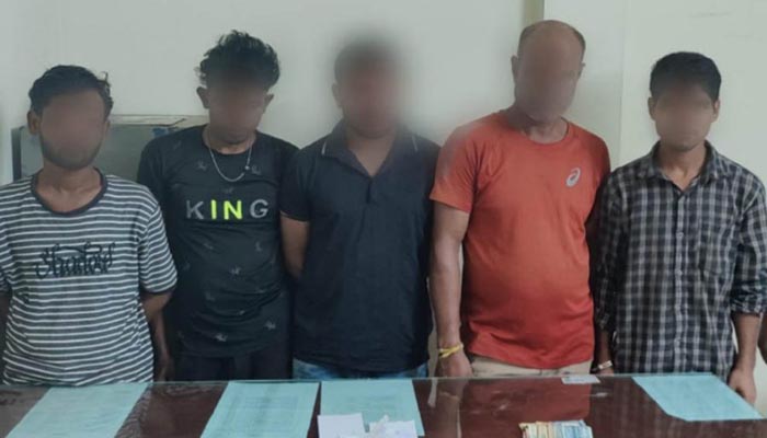 সিলেটে জুয়ার আসর থেকে ৫ জুয়াড়ী আটক