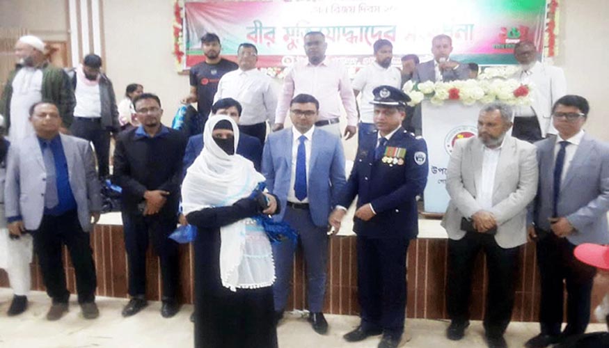 গোলাপগঞ্জে মুক্তিযোদ্ধাদের সংবর্ধনা প্রদান