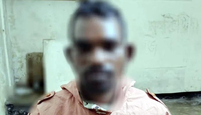 মালনীছড়া চা-বাগান মদ সহ আটক মোদী