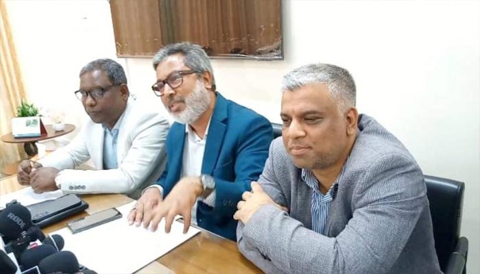 শাকসুর নির্বাচন কমিশন থেকে বিএনপিপন্থী ৮ শিক্ষকের পদত্যাগ